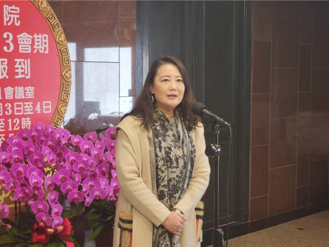 民進黨團表示，樂見其成，更歡迎國民黨立委起義來歸。（黃敬文攝）