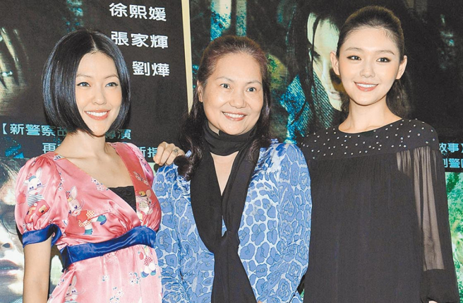 徐妈妈（中）预计在今天回台；小S（左）和具俊晔预计周四，带着大S骨灰返台。（图／中时资料照）