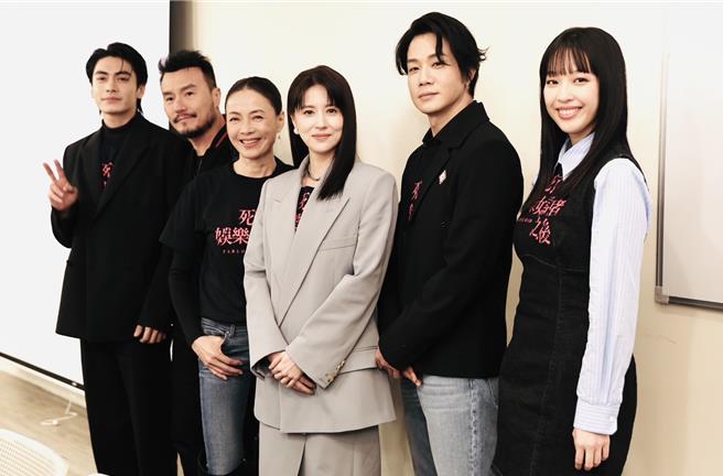 宋柏緯（左起）、李銘忠、林予晞、薛仕凌、王渝萱。（陳俊吉攝）