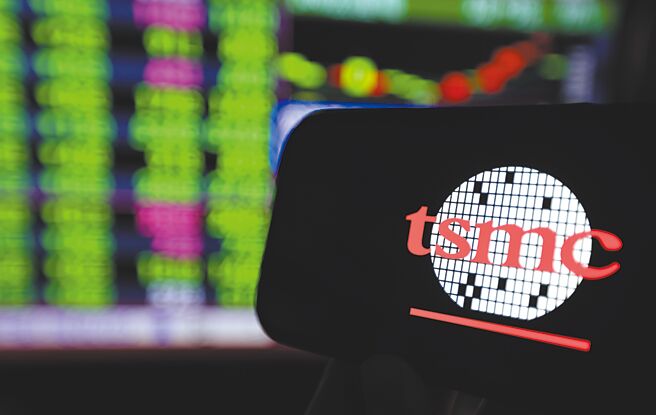 专家看好市场钝化川普关税利空，有望向上挑战24000点，只是台股观望气氛仍存在。（图／报系资料照）