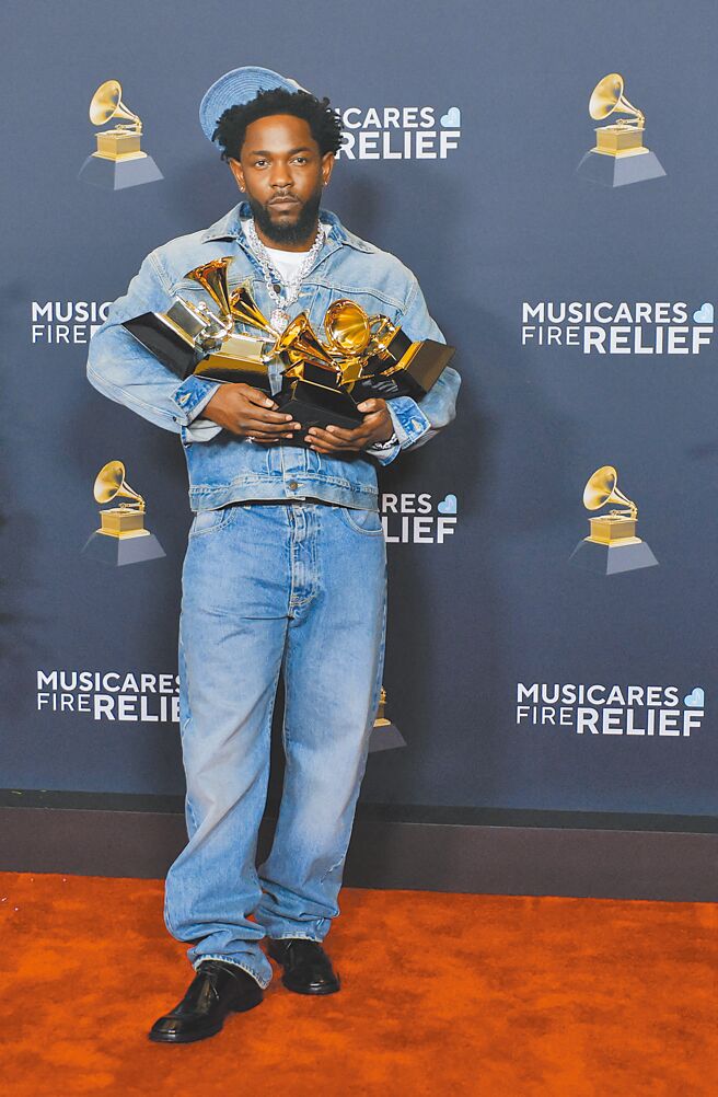 肯卓克拉玛3日在葛莱美奖上横扫5奖成大赢家。（路透）