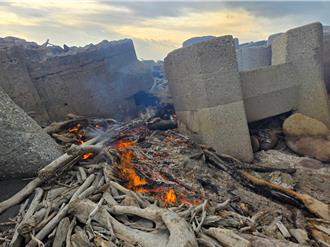 花蓮春節連假發生27次火警   漂流木火災就占8件
