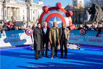 《美國隊長4》預售票開賣送限量周邊 《驚奇4超人》首曝預告