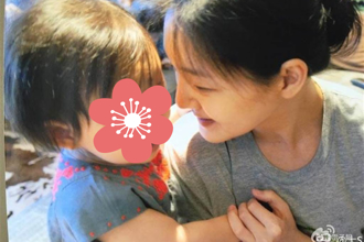 大S寫給小玥兒的書 「未來成為最要好的朋友」惹鼻酸