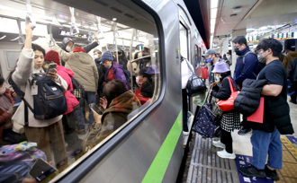 台鐵喊漲3車種票價一次看！台北-板橋區間車22元