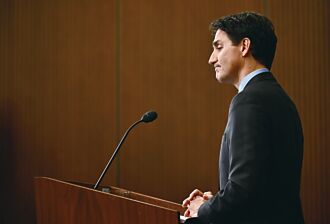 川普貿易戰2.0 加墨喘口氣 通話後…新關稅延緩1個月實施