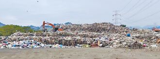 草屯垃圾山重現 最快3月外運