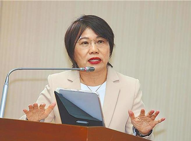 内政部长刘世芳接受Yahoo TV《齐有此理》主持人王时齐专访，坦言部内哀鸿遍野，但她不愿意用政治性动机去揣测。（本报资料照片）