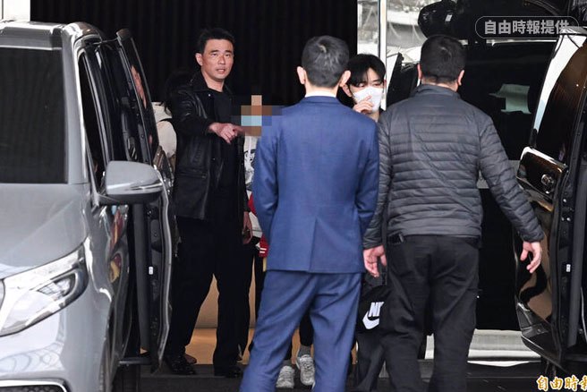 大S骨灰已由私人包机载运返台。（图／自由时报提供）