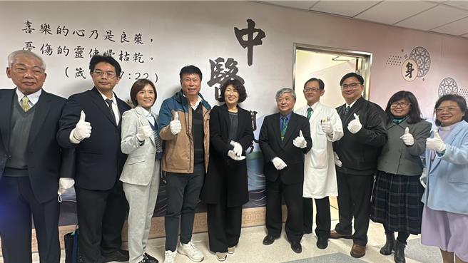 台东马偕医院5日首度引进中医科。（蔡旻妤摄）