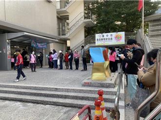 3天打掉3.1万剂 台中公费流感疫苗见底了