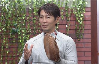 12强夺冠荣耀时刻没哭   曾豪驹心声全说了：怕一掉涙就止不住