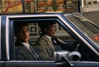 《火線追緝令》4K修復版重映！布萊德彼特32歲盛世美顏再現