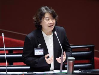 青鳥出征路易莎  劉靜怡po咖啡照：我又來賣台亡國？