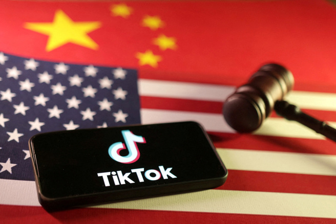 美國總統川普下令推遲TikTok「不賣就禁」法例75天後，TikTok可能出售部分股權給美企的消息就不曾間斷。（示意圖:shutterstock/達志） 