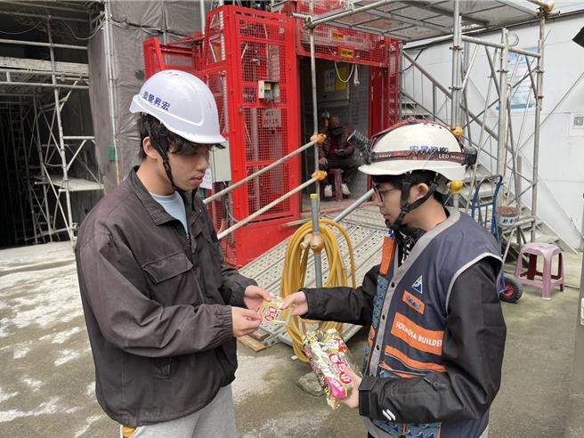 新北劳动检查处提醒雇主应做好「工作管理、健康管理、教育训练」3措施。（图／新北市劳检处）