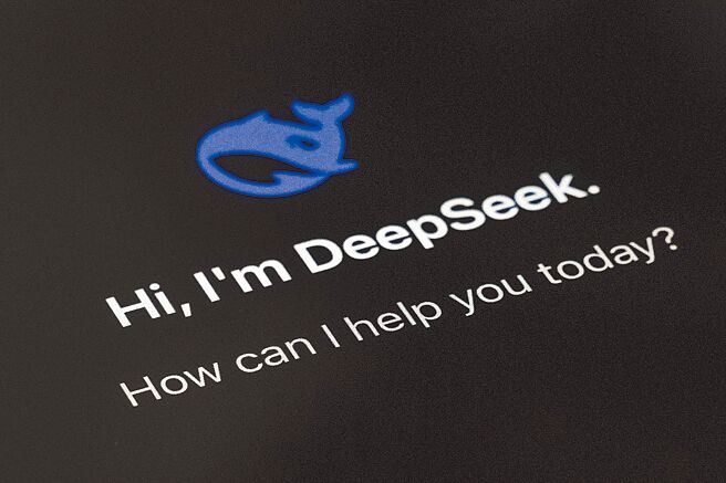 当「深度求索」负责人梁文锋宣布，採取源码公开时，震惊了业界与华尔街，这正是他高瞻远瞩之处。（美联社）