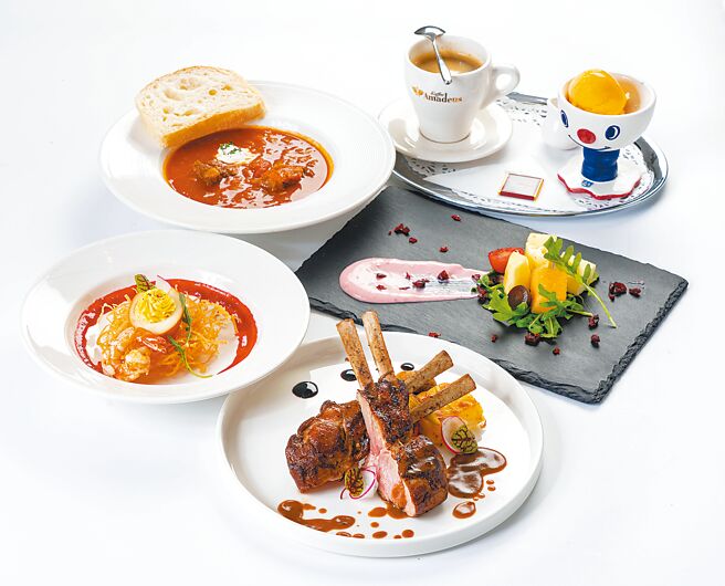 SOGO復興館Kaffee Amadeus情人節套餐，1560元。（SOGO提供）