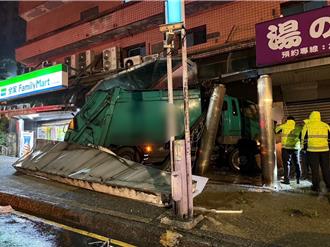 基隆垃圾車煞車失靈 猛撞店家幸無人傷亡