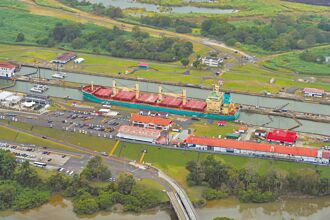 美稱免費通行運河 巴拿馬否認