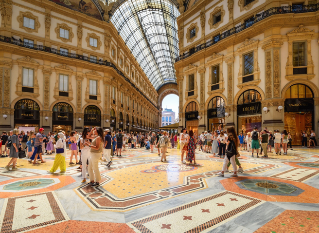 一名女网友在义大利买名牌包，放在饭店房间竟不翼而飞。（图：shutterstock／达志）