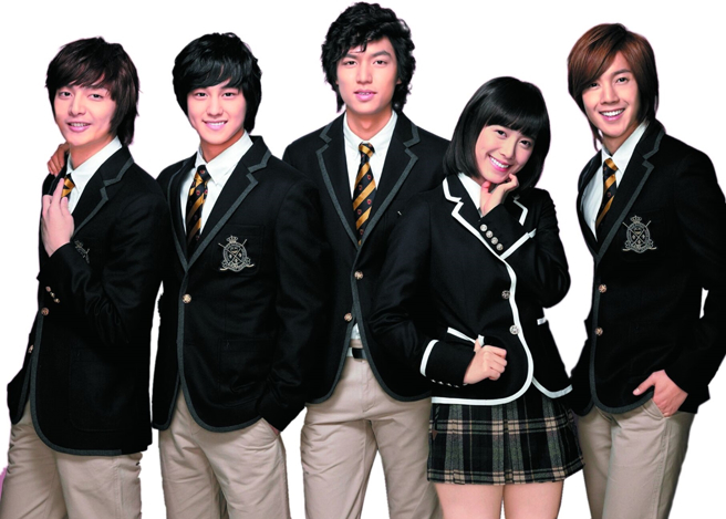 姜元來認為韓版《流星花園》男主角「具晙標」（左3）名字是參考具俊曄。（圖／資料照）