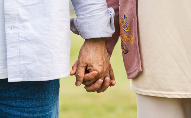 日本兵庫縣寶塚市一對7旬夫妻豪捐55億元，幫助當地市立醫院進行重建，善舉掀起熱議。（示意圖：Shutterstock／達志）