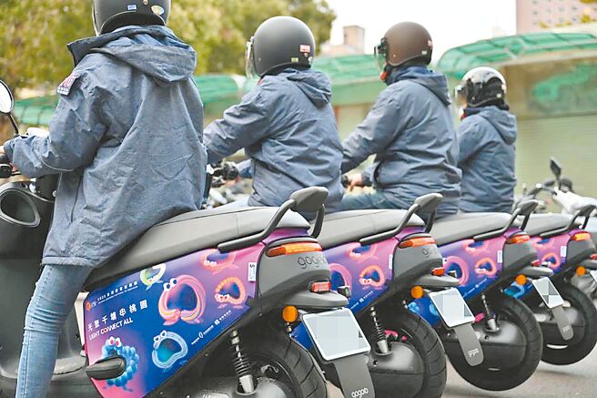 桃園市政府將於今年台灣燈會展區周遭導入AI環境衛生辨識系統，搭配稽查人員使用電動機車行車紀錄器巡察，構成天羅地網。（桃園市環保局提供／姜霏桃園傳真）