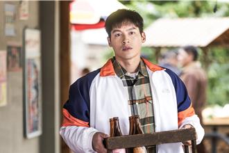 許孟哲劇中苦戀安心亞陷入三角關係！「容易被當工具人」