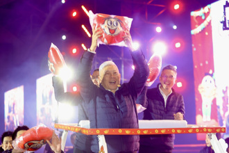 「旺旺的錢是5角1塊賺的」    蔡衍明：旺旺人可以抬頭挺胸走出去