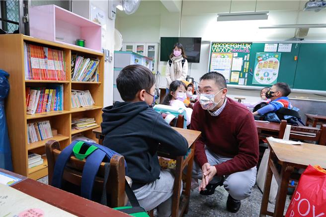 基隆市成功国小某班学生1月8日于返家后，陆续有学生出现呕吐、腹泻等症状并就医。基隆市卫生局检验结果近日出炉，显示并非厨房造成。（摘自谢国梁脸书／徐佑升基隆传真）