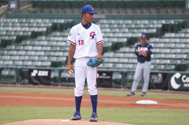 身高188公分的陽念希即將赴美。（家屬提供／王志偉花連傳真）