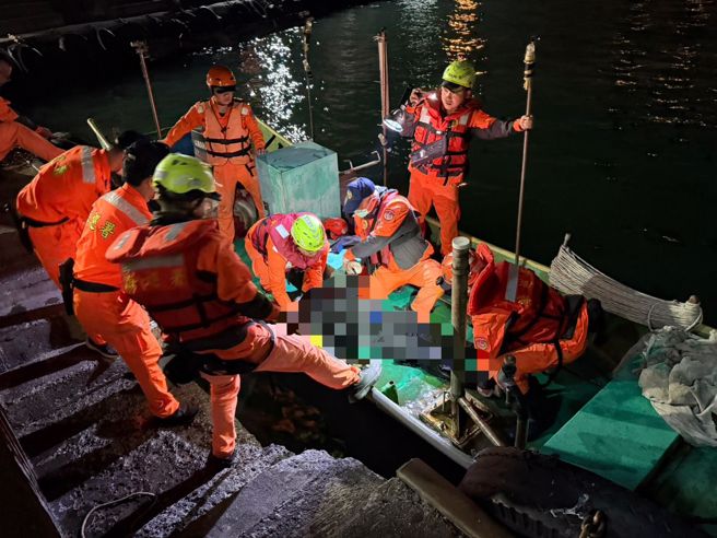 0201蚵子寮漁港安檢所協尋失聯釣魚民眾案。（圖海巡署提供／簡銘柱翻攝）