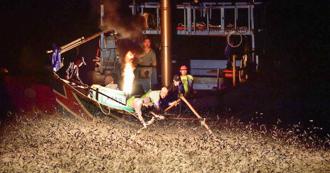 失落漁村1／全台唯一漁法「蹦火仔」瀕失傳 船長咬牙擔傳承重任