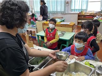 延續部落傳統 慈心基金會攜手花東族人種小米供校園及文健站