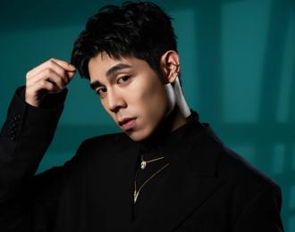 詹怀云戴MIKIMOTO珠宝  暖男好情人