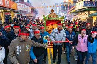 張善政龍元宮、仁壽宮祈福   邀民眾高鐵站元宵賞燈