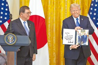 川普籲查國防部、教育部