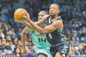 NBA》福克斯絕殺被沒收 馬刺遭蜂螫