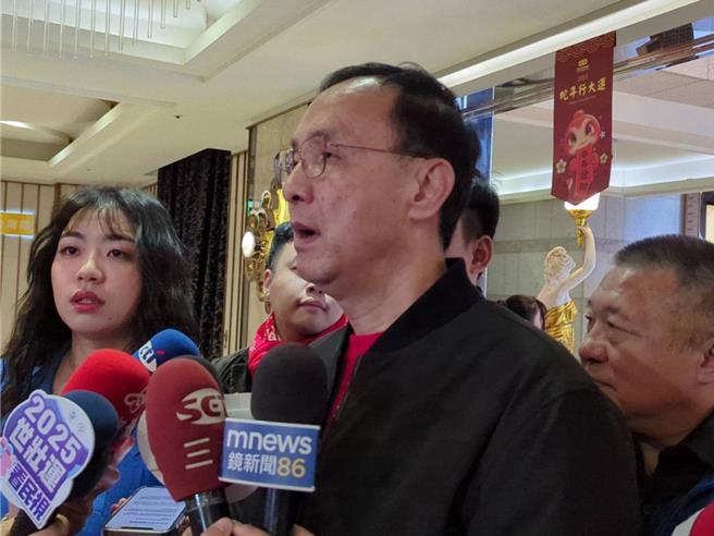 朝野对立严重，赖清德总统邀集五院院长预计10日在总统府共商国事，国民党主席朱立伦9日表示，他一再强调，「台湾要和、不要斗」。（民眾提供／潘虹恩台中传真）