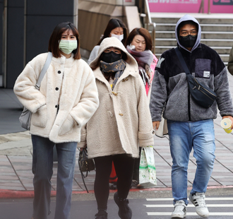 近8年最早冷的冬天 从5度到25度 本周气温大震盪