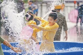 陸免簽範圍再擴大  包括東協10國旅遊團入境雲南西雙版納