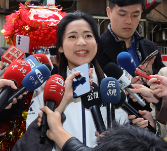 曝罷團想「找費鴻泰當領銜人」黃揚明爆徐巧芯真正危機