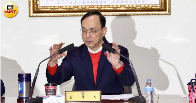 禁伐補償條例立法通過卻未執行，讓原住民悲憤難平，傳出國民黨主席朱立倫下令罷免陳瑩、伍麗華2位原住民綠委。這也是國民黨立院席次過半的良機。（圖／方萬民攝）