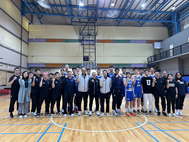 中華男籃10日在晧宇國際開訓。(中華籃協提供)