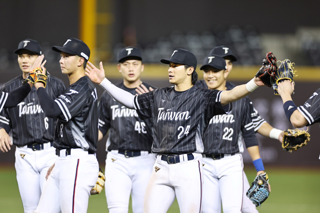 世界棒球经典赛资格赛中华队斗志高昂。（中华职棒联盟提供）
