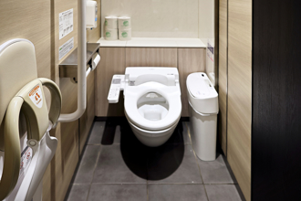 日本公廁怎維持乾淨 她見1幕超衝擊：貴婦用完煥然一新