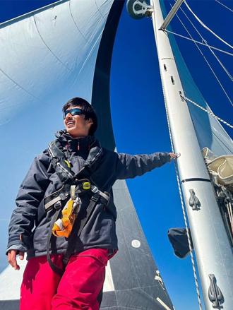 亚果支持航海探险家陈怀璞 成功跨越北大西洋