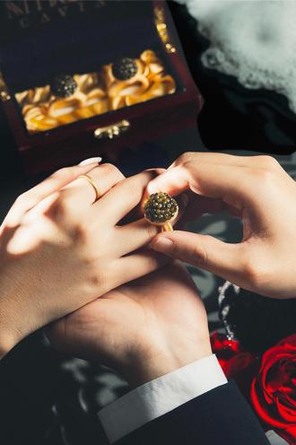 台北君悅搶浪漫商機 「魚子醬鑽戒」超吸睛