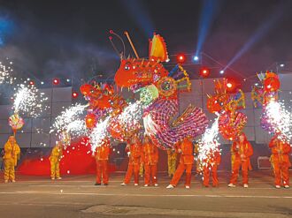 苗栗 武漢高龍助陣 (火旁)龍之夜掀高潮